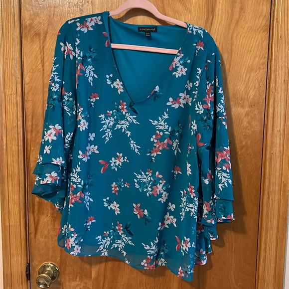 Lane Bryant 18/20 flutter sleeved blouse - Picture 1 of 4